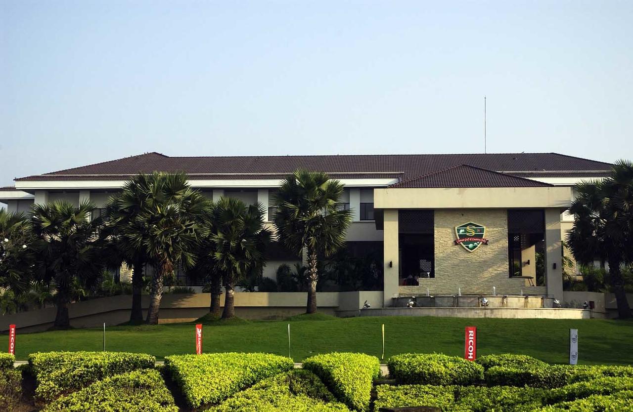 Suwan Golf & Country Club ξενώνας Nakhon Chai Si Εξωτερικό φωτογραφία